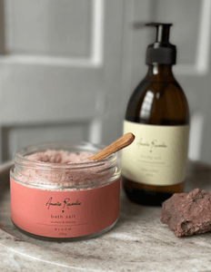 Bade Salt, Bloom - Forkæl dig selv og dine Fødder - Lidt Sundere